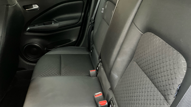 Nissan Juke 1.0 DiG-T 114 Kiiro 5dr DCT Petrol Hatchback